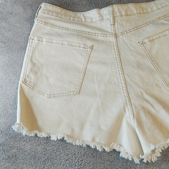 Scoop Vintage Hi Rise Short White Jean Shorts Size 20 NWT - Picture 9 of 11